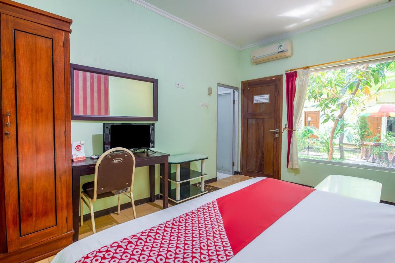 Oyo 3749 Hotel Global Inn Syariah Sedati Dış mekan fotoğraf